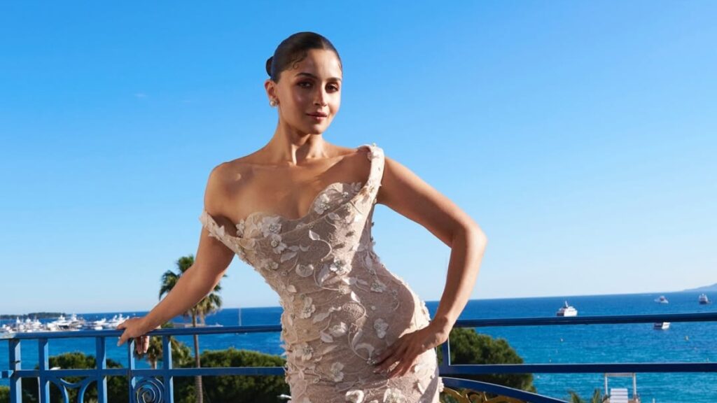 alia bhatt cannes